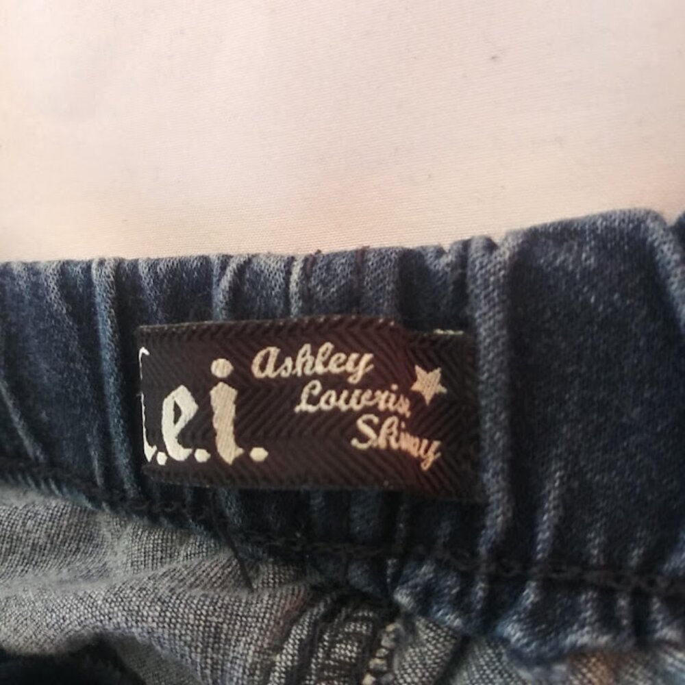 Lei Ashley women's size 9 low rise skinny jeans - Picture 11 of 14
